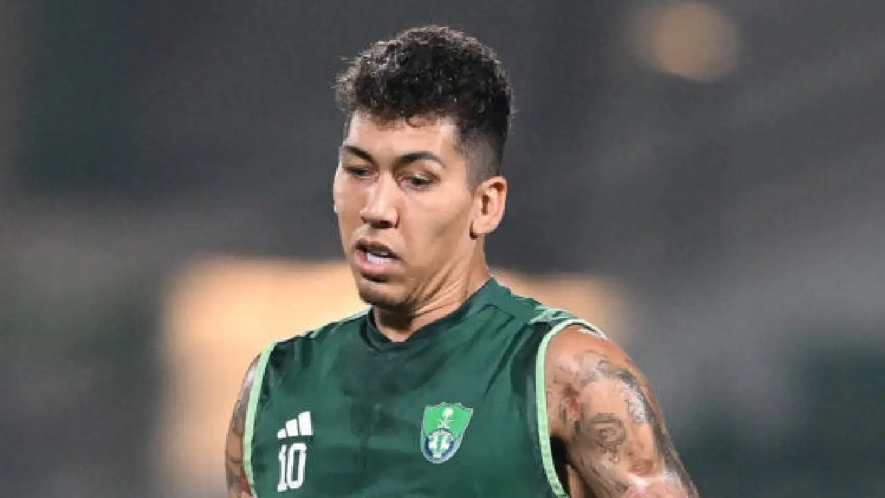 Roberto Firmino é sondado no Flamengo - foto: Al-Ahli