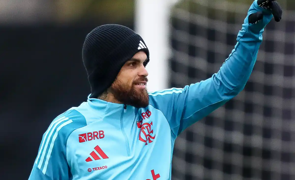 Michael, atacante do Flamengo, participa de coletiva de imprensa ( Foto: Flamengo ) 