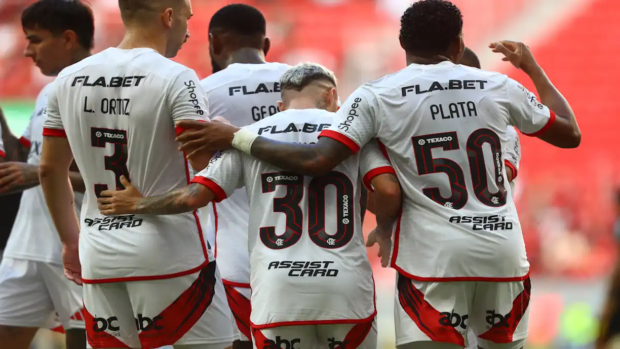 BH ou Juninho? Confira a provável escalação do Flamengo para enfrentar o Botafogo