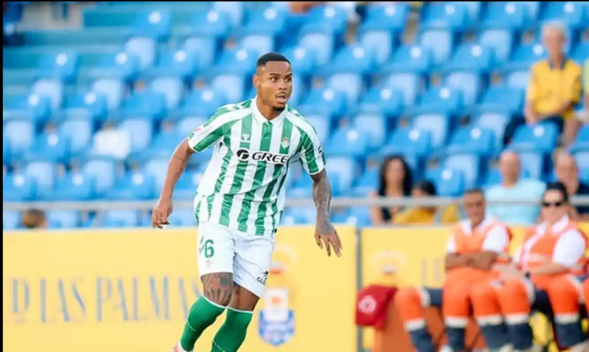 Ex-Flamengo, Natan entra em campo neste sábado (25) - Foto: Reprodução/Instagram