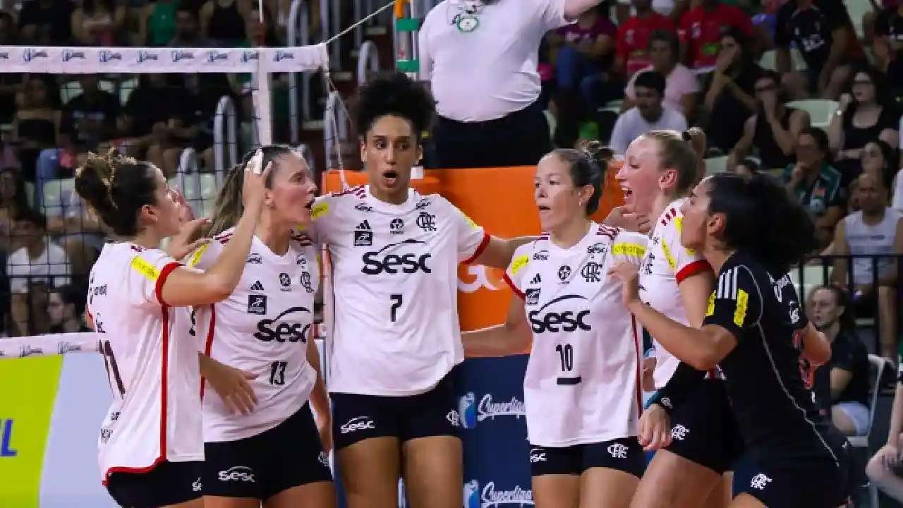 Brie, Laís e Lorena se destacam pelo Sesc RJ Flamengo na Superliga Feminina 2024/25, figurando entre as melhores em saque, passe e bloqueio - foto: reprodução