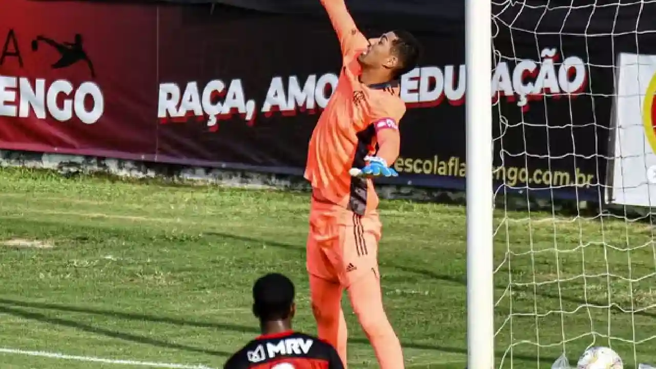 São Raimundo reforça o elenco com Victor Hugo, ex-Flamengo - foto: reprodução