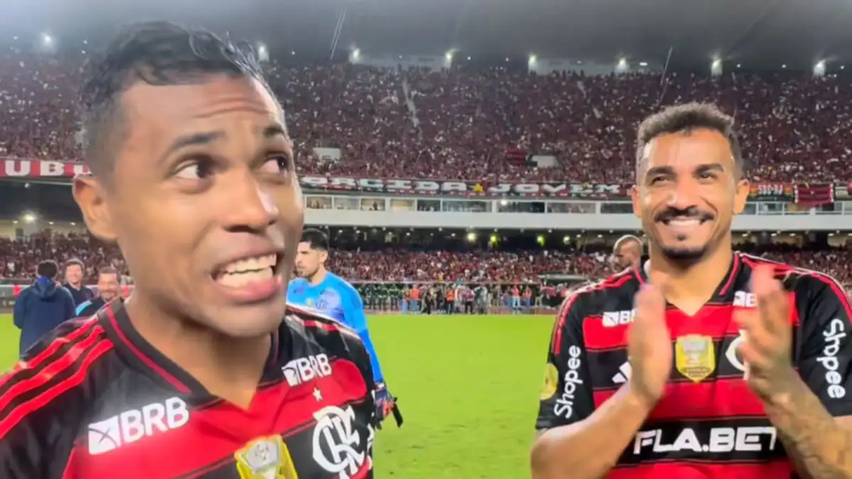 Alex Sandro e Danilo voltam a reeditar dupla no Flamengo e se tornaram campeões juntos novamente na Supercopa - Foto: Reprodução/Flamengo