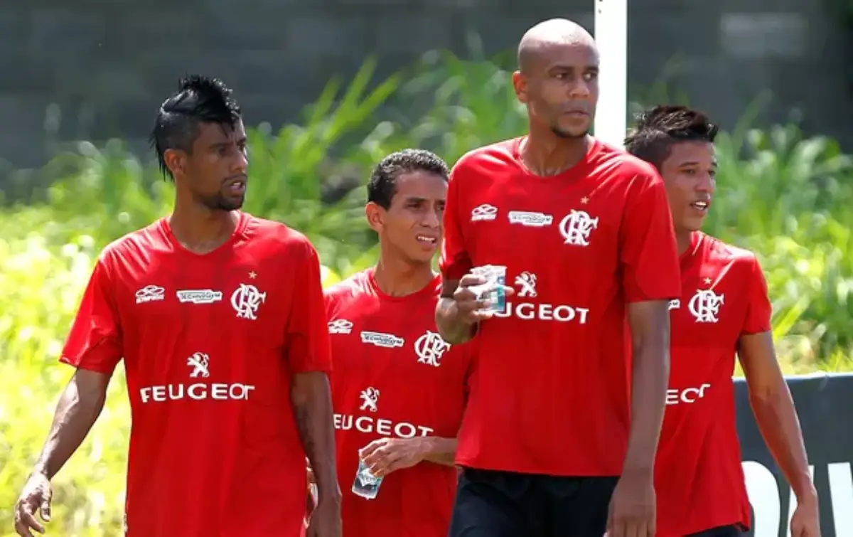 After passing through Flamengo, defender Alex Silva reveals frustration of his period in the club - Photo: Reproduction