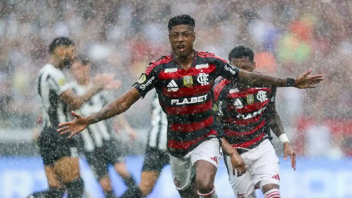 Pede a benção! Bruno Henrique massacra o Botafogo e Flamengo se sagra tri da Supercopa