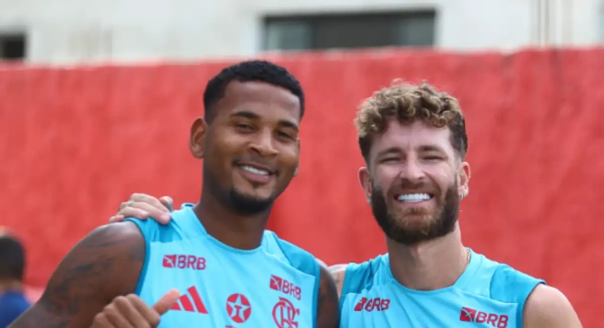 Zagueiro Cleiton, do Flamengo, durante treinamento no Ninho do Urubu nesta quinta, o jogador é alvo de negociações de renovação ( Foto / Flamengo ) 