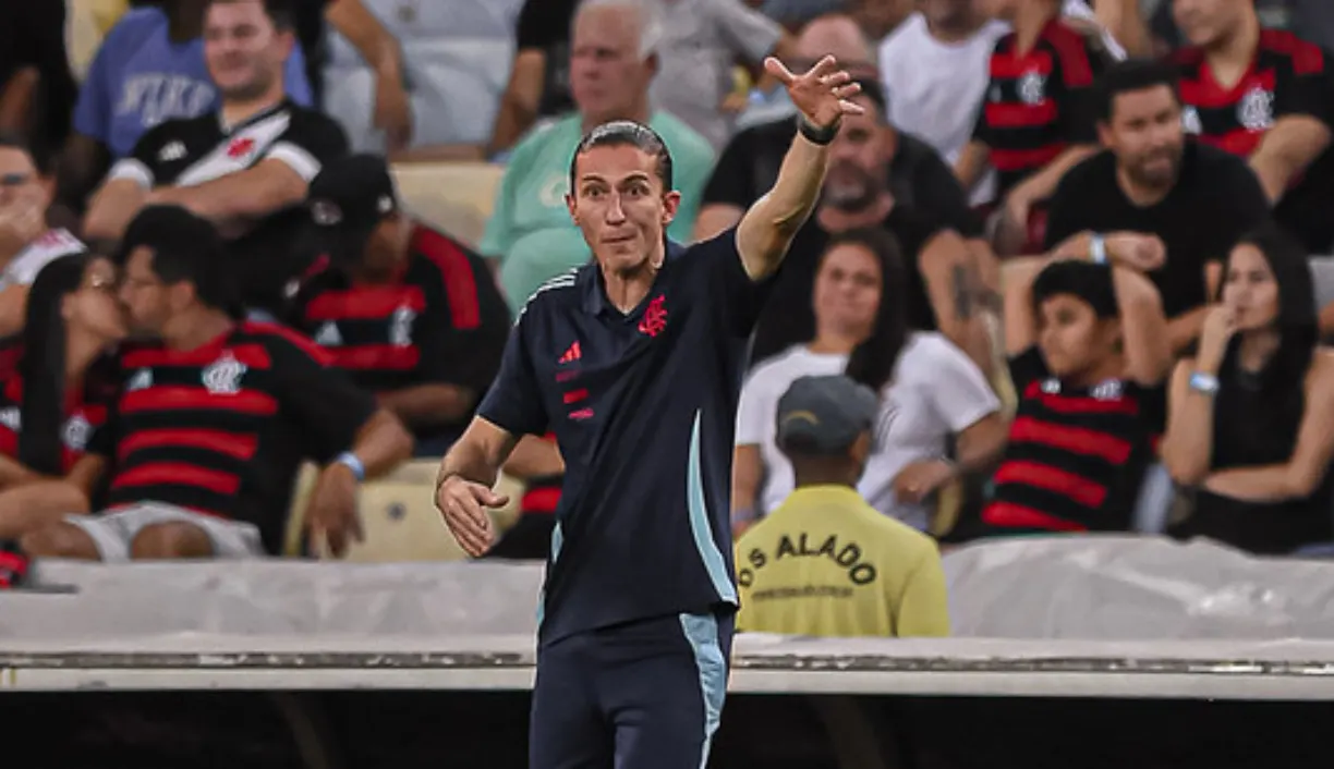 : Filipe Luís celebra título da Taça Guanabara e projeta um futuro promissor no comando do Mengão. ( Foto/ Flamengo ) 