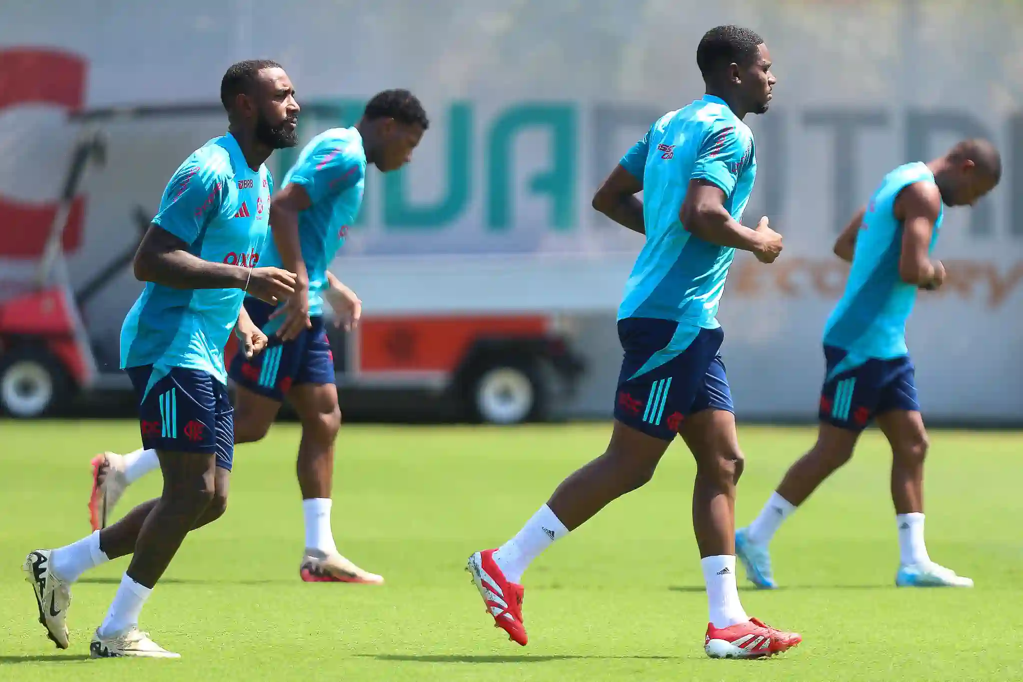 O Flamengo se prepara para jogar a primeira partida da semifinal do campeonato carioca contra o Vasco, no nilton santos. Foto: Gilvan de Souza/Flamengo