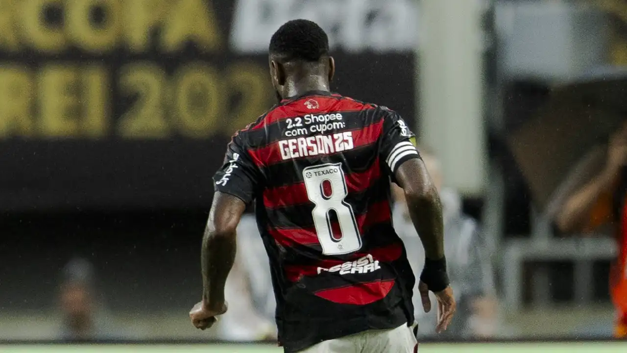 Proposta do Flamengo para Gerson o tornaria o maior salário do elenco rubro-negro - Foto: Reprodução/Flamengo