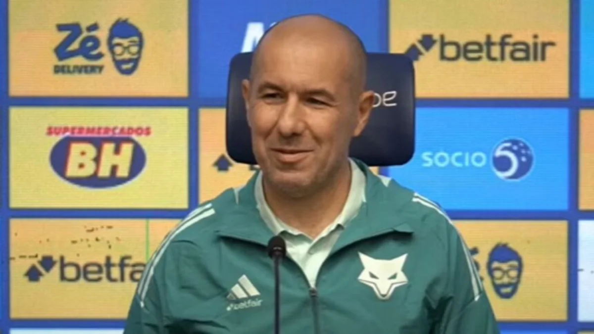  Leonardo Jardim durante entrevista coletiva, citando Flamengo, Palmeiras e Botafogo como os mais preparados.( Foto/Cruzeiro)