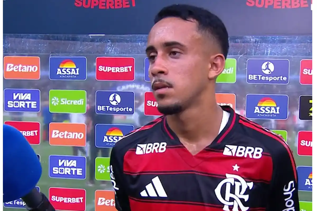 Matheus Gonçalves fala sobre golaço que marcou pelo Flamengo em partida contra o Maricá, neste último sábado (Reprodução/SporTV)