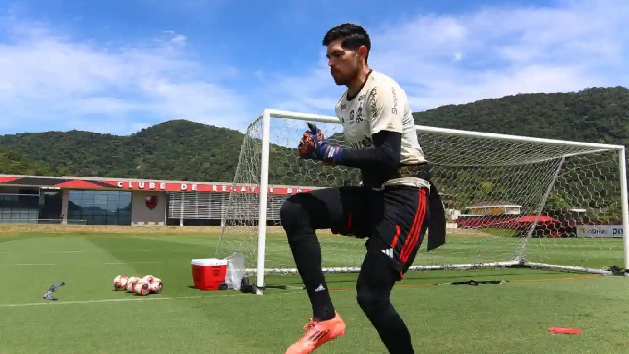 Flamengo inicia preparação para enfrentar Maricá com desfalques e retorno de lesionado