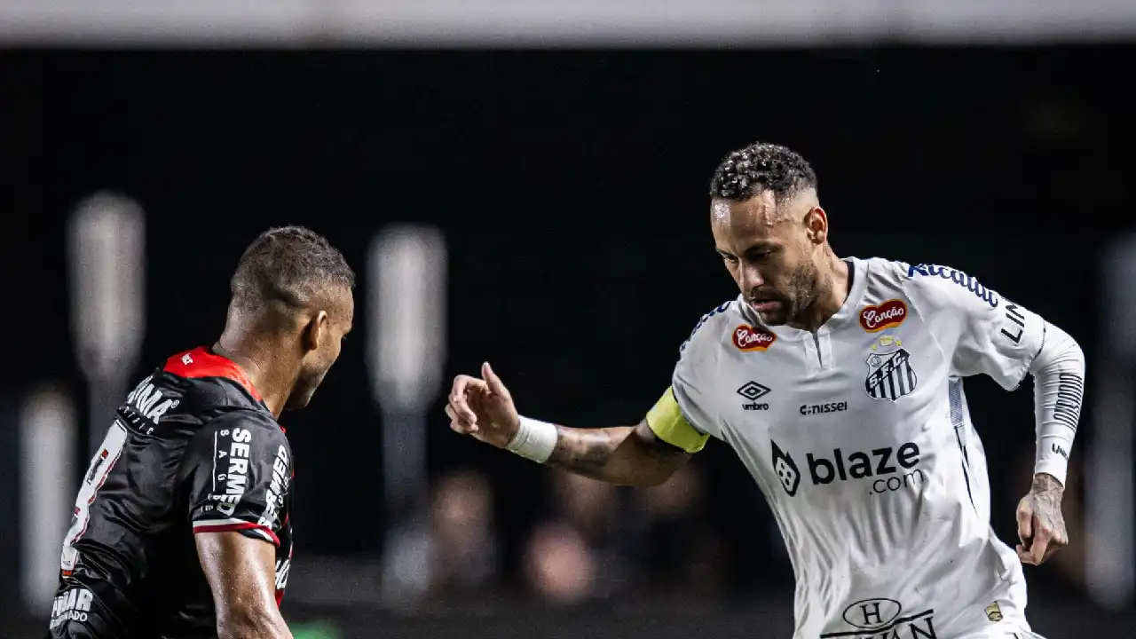 Neymar em campo pelo Santos, durante partida contra o Corinthians, em busca da primeira vitória no retorno ao Brasil - foto: reprodução