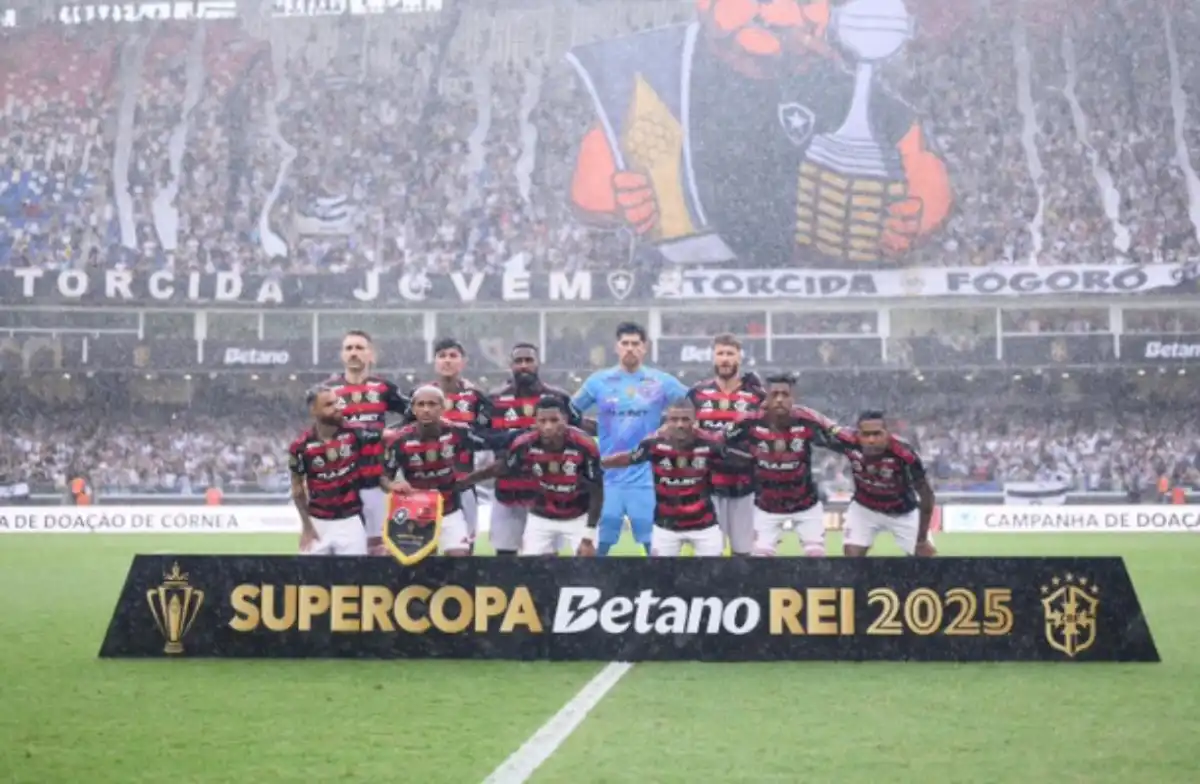 Flamengo, maior campeão em torneios de mata-mata, segue ampliando sua coleção de títulos e reafirmando sua supremacia no futebol brasileiro. ( Foto: Flamengo )