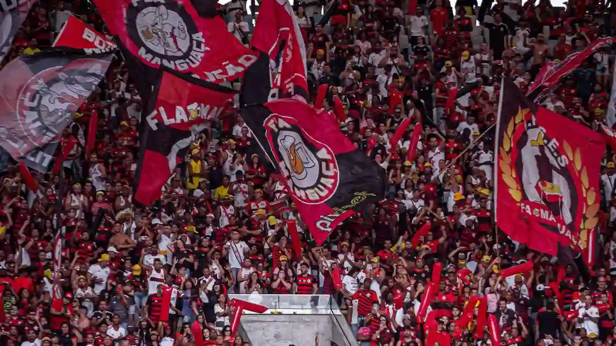 Torcida do Flamengo em Belém fez grande festa para a equipe e empurrou na vitória por 3 a 1 sobre o Botafogo na Supercopa - Foto: Reprodução