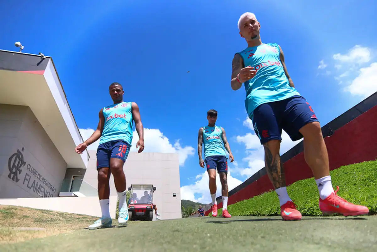 Varela dará entrevista coletiva no Centro de Treinamento Ninho do Urubu após o treino desta quarta-feira - Foto: Gilvan de Souza/Flamengo