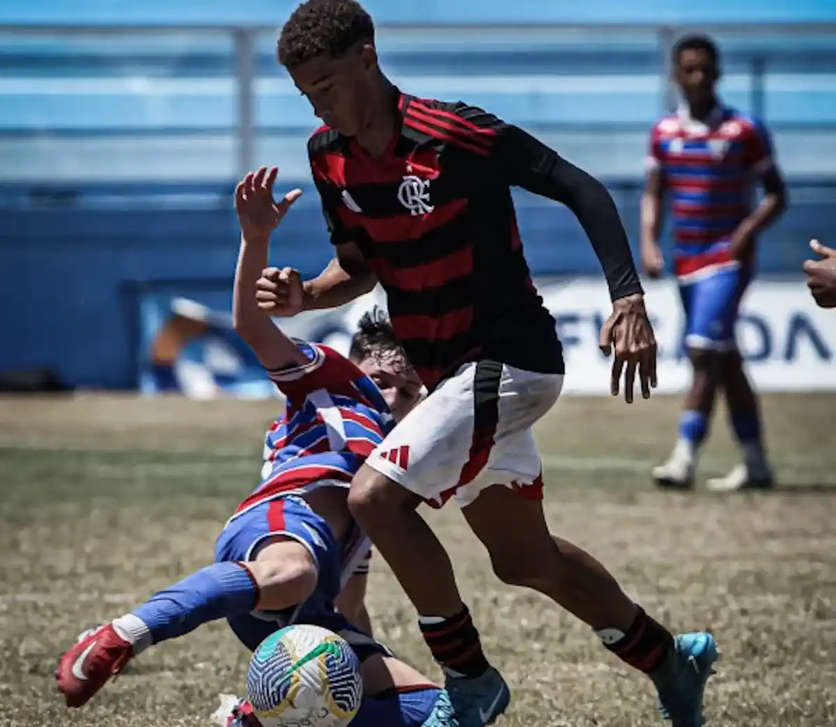 O Mengão irá enfrentar na próxima fase a equipe do Atlético-MG, nesta quinta-feira (13), às 10h30, no mesmo estádio.