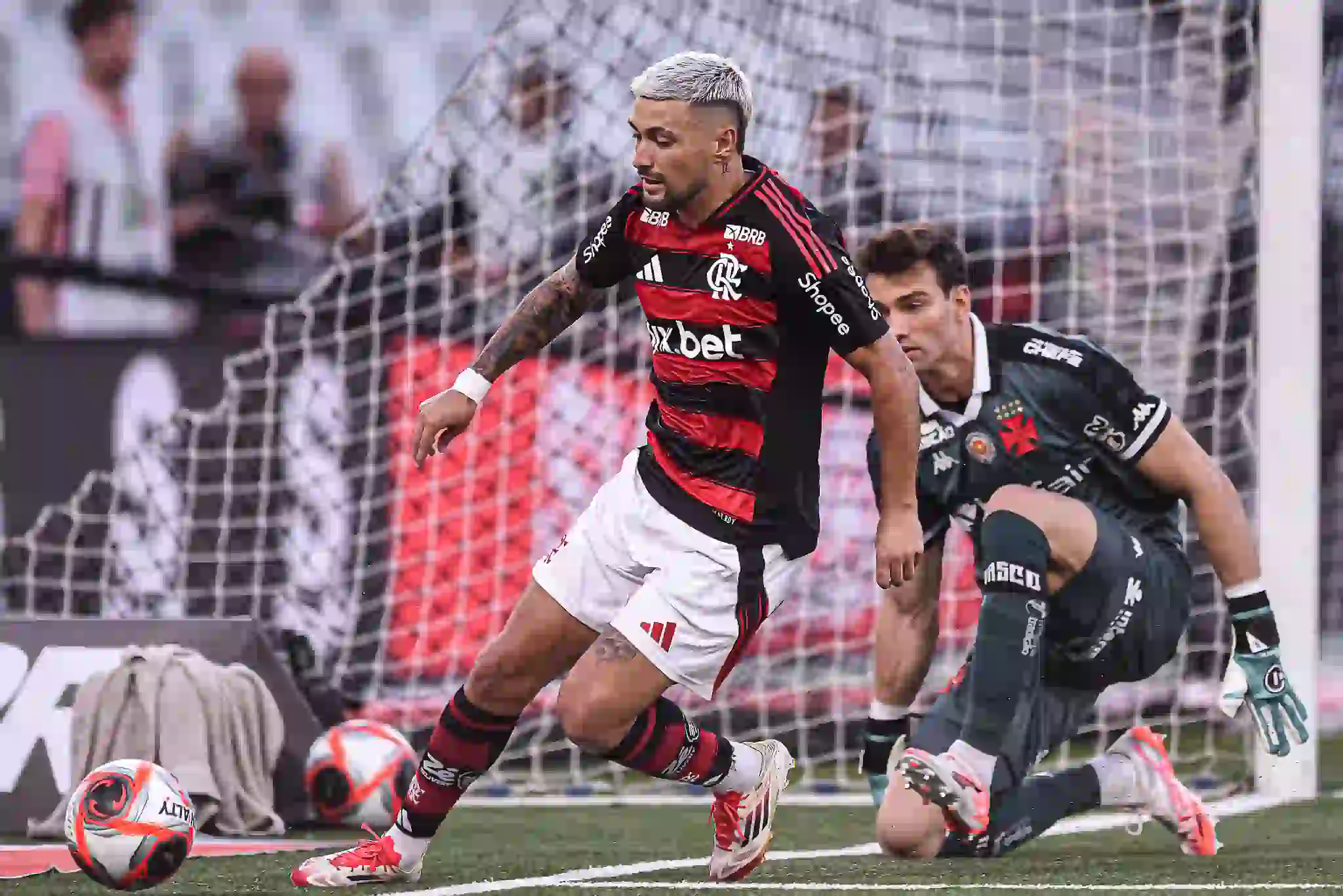 A TV Globo teve números impressionantes registrados no último sábado (1), onde o Mais Querido venceu o jogo de ida da semifinal  (Reprodução/ Flamengo)