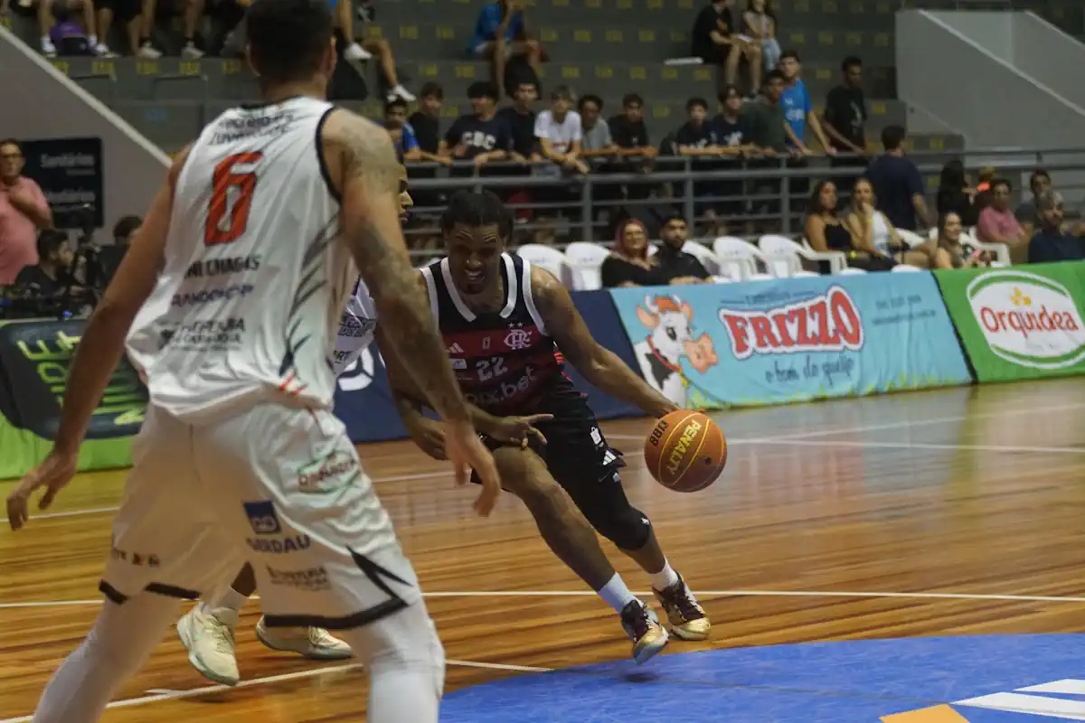 It didn't! Flabasquete is surpassed by Caxias by 85 to 82