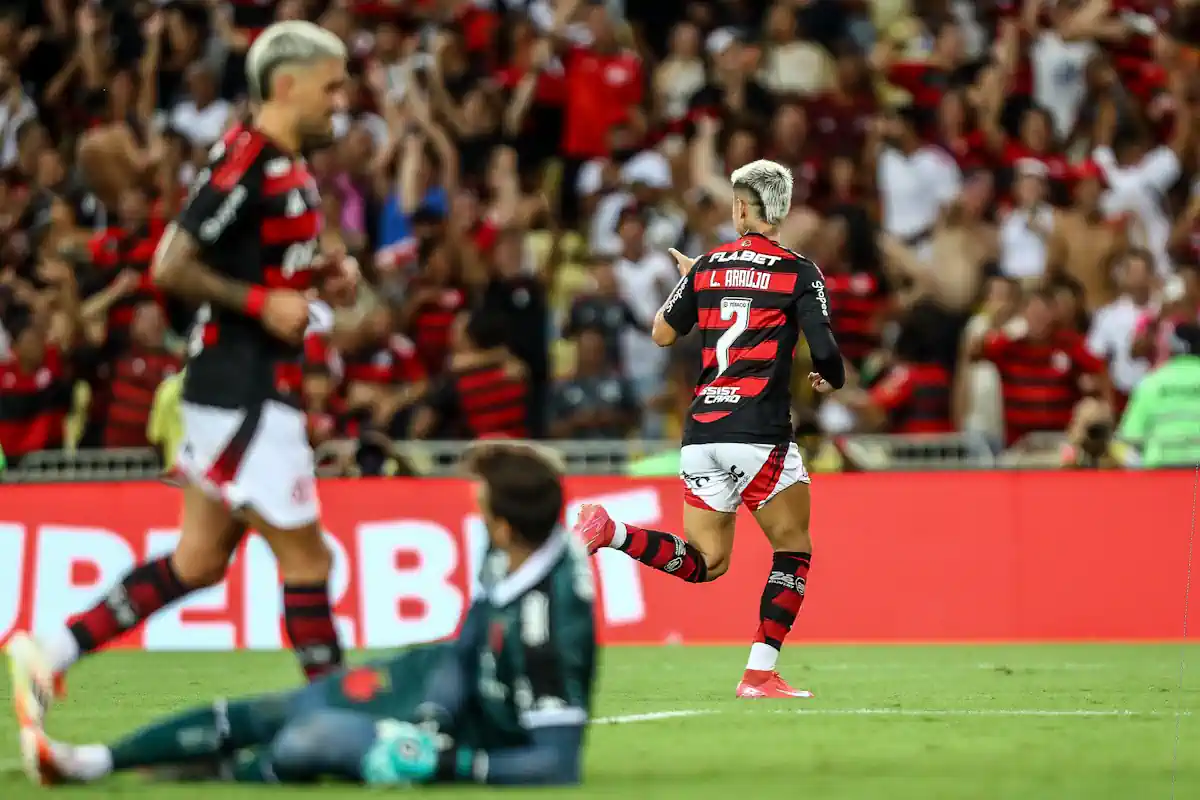 Tudo normal! Flamengo bate novamente o Vasco e garante vaga na final do Campeonato Carioca